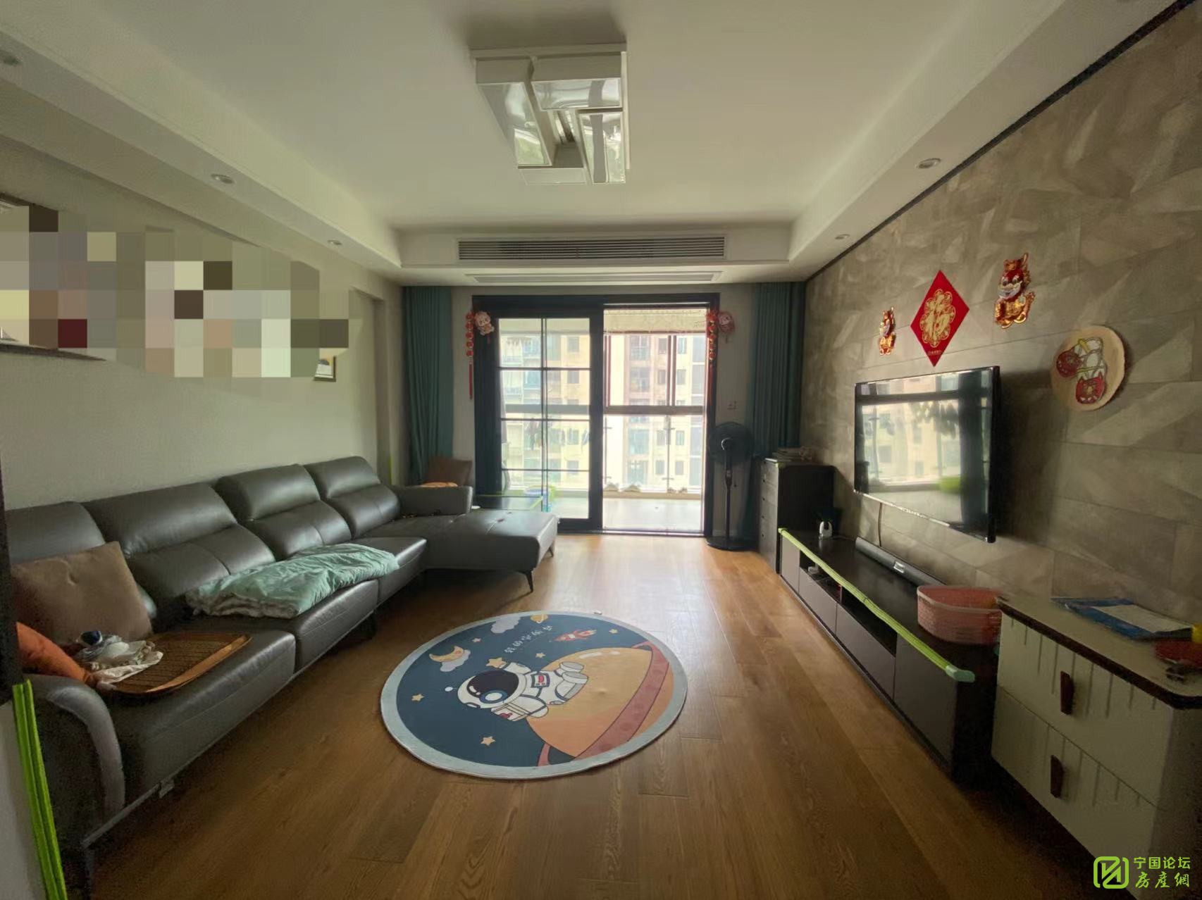 四季花城经典户型，自住精装修，全屋品牌家具家电，西边套全天采光视线无遮挡