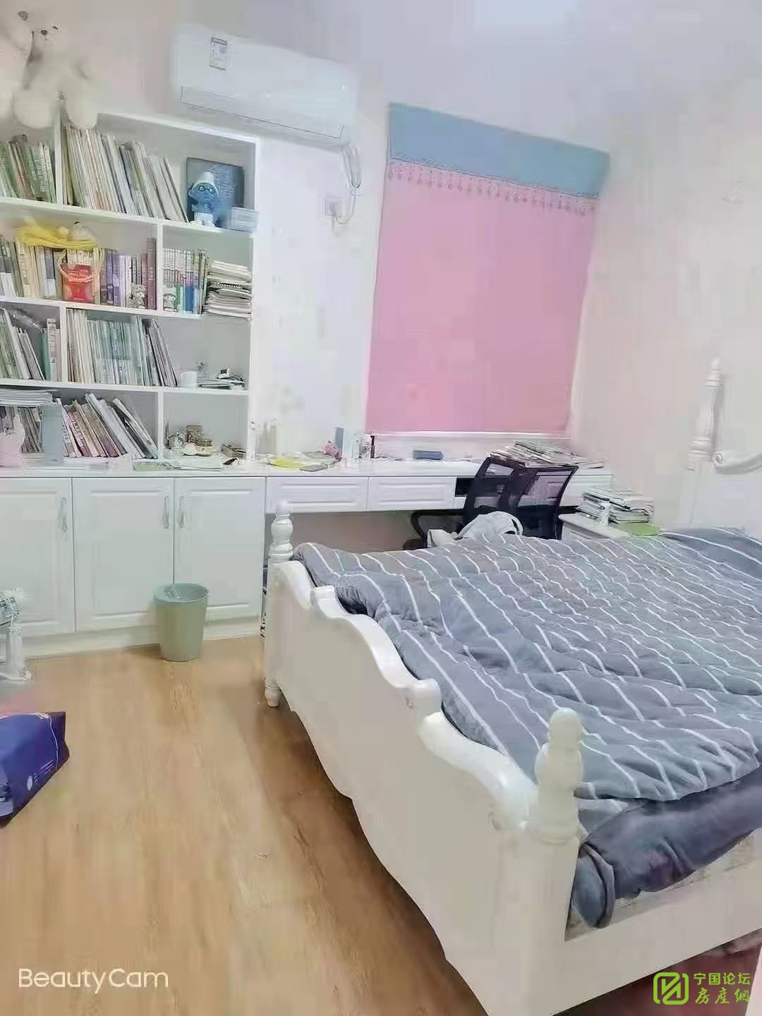 三室两厅，家具家电齐全，精装修拎包入住，适合婚房，老少皆宜，捡漏房